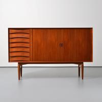 Arne Vodder OS63 Cabinet - Sold for $2,304 on 10-26-2024 (Lot 132).jpg